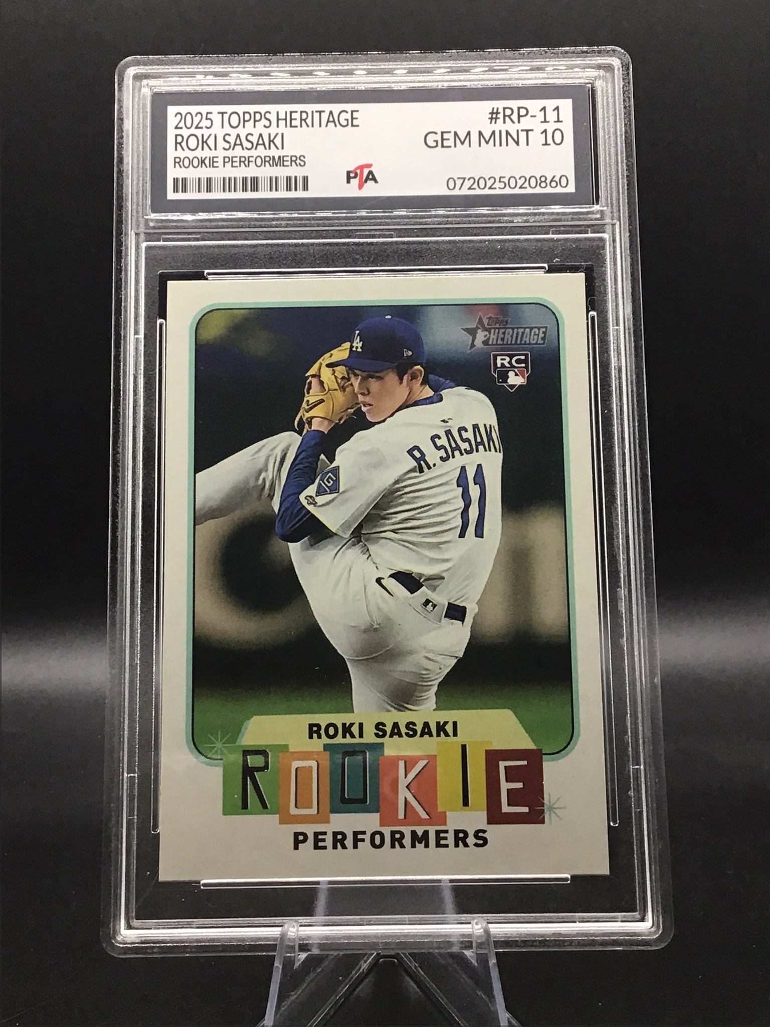 2025 TOPPS Heritage Roki Sasaki "Rookie Performers" GEM MINT 🔥